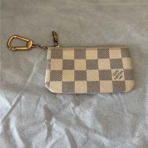 Louis Vuitton Azure Key Cles